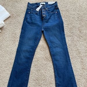 Denim flare crop jeans.